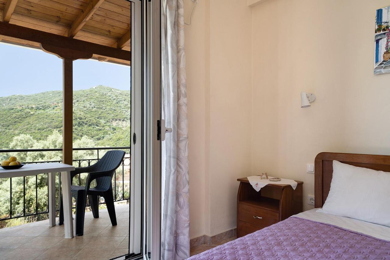 Vardia Studio B Mikros Gialos Buitenkant foto