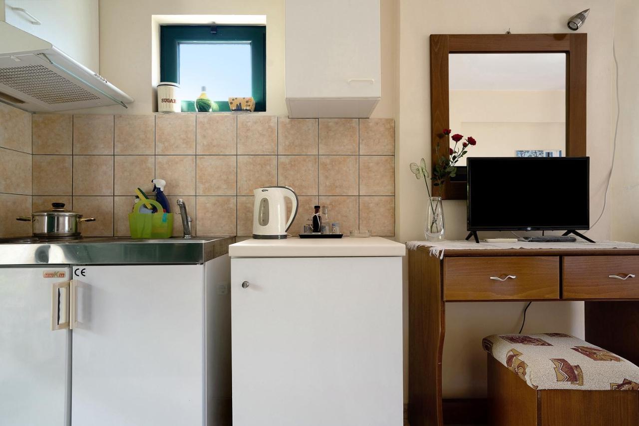 Vardia Studio B Mikros Gialos Buitenkant foto