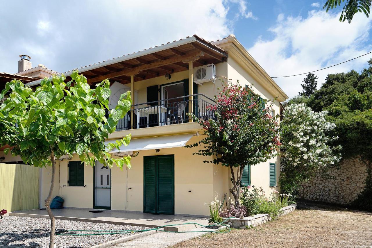 Vardia Studio B Mikros Gialos Buitenkant foto