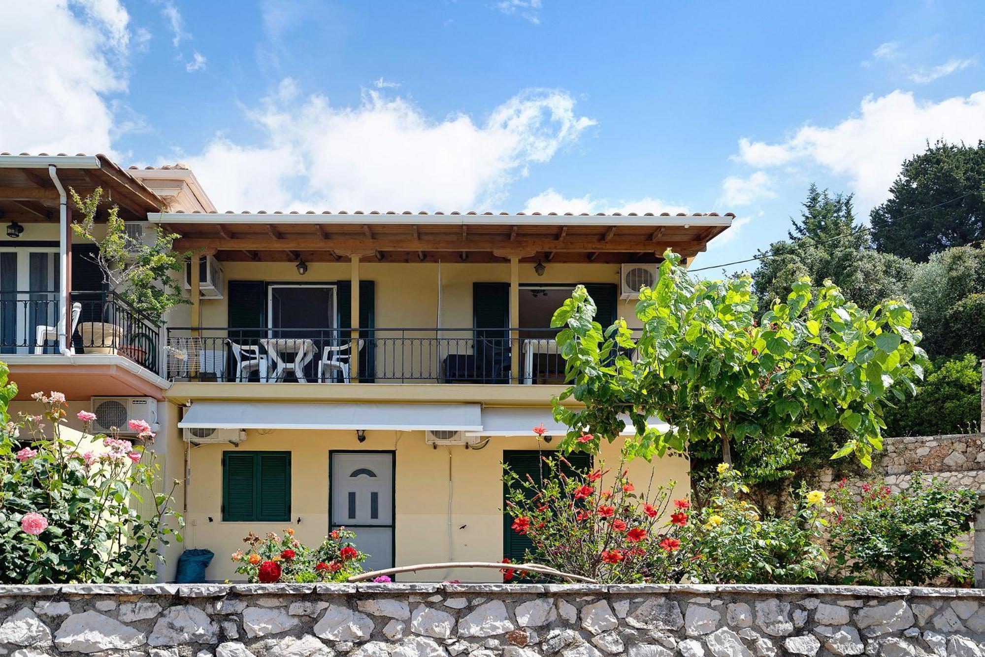 Vardia Studio B Mikros Gialos Buitenkant foto